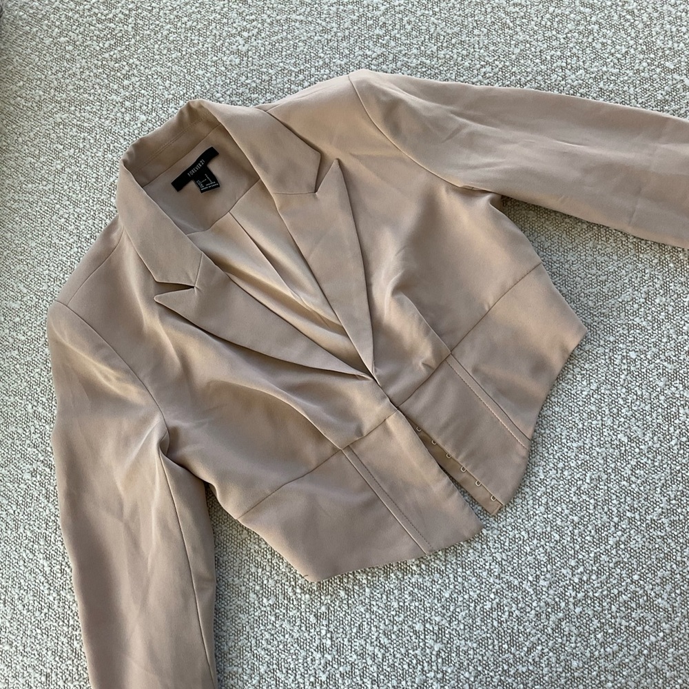 Cropped jacket